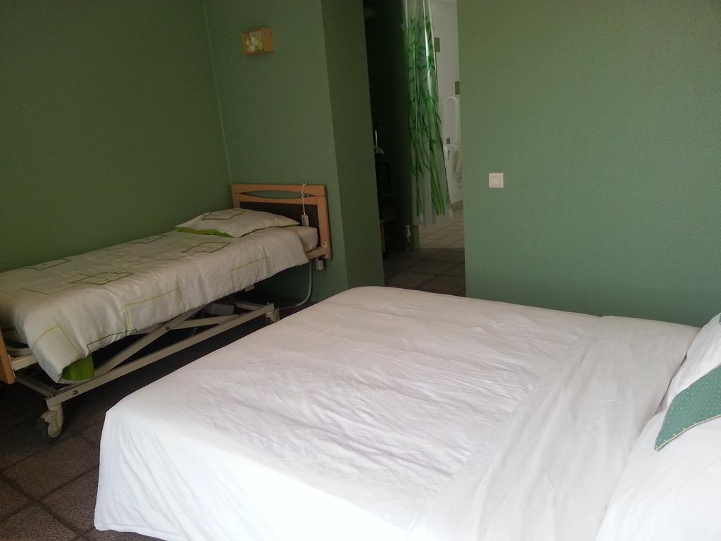 Chambres D'Hotes Au Grillon Dort Moustey Dış mekan fotoğraf